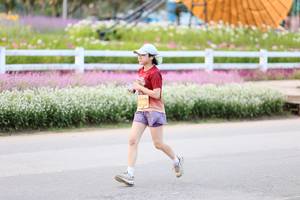 BIB: 
                            <button type="button" onclick="openModal(27843637)" class="btn btn-primary btn-sm float-right btn-popup" data-toggle="modal" data-target=".modal-high-quality">
                        <i class="fas fa-shopping-cart"></i> Add to Cart
                    </button>
                                            <button type="button" onclick="isThisMe(27843637, true)" class="btn btn-success btn-sm float-right btn-popup btn-isme hidden" data-toggle="tooltip" data-placement="bottom" title="นี่คือรูปของคุณใช่ไหม คลิกที่นี่เพื่อเอาเข้าอัลบั้ม">
                        <i class="fas fa-plus"></i> Add to album
                    </button>
                    <button type="button" onclick="isThisMe(27843637, false)" class="btn btn-warning btn-sm float-right btn-popup btn-isnotme hidden">
                        <i class="fas fa-ban"></i> Remove from album
                    </button>